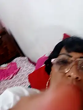 Snapshot of SabrinaColin chatting on 19, 2, 2026 SabrinaColin online show from 19, 2, 2026