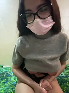 Snapshot of IRIS-GIRL chatting on 28, 4, 2026 IRIS-GIRL online show from 28, 4, 2026