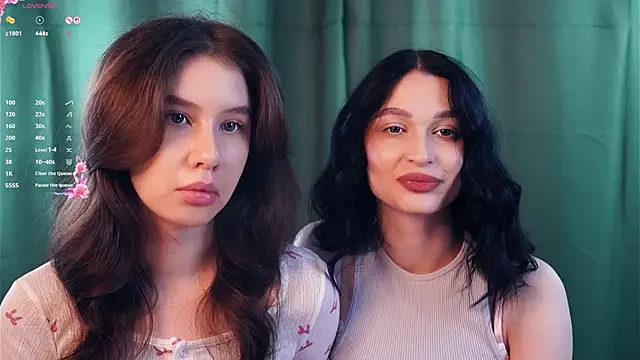 Snapshot of ZofiaSoshnik chatting on 5, 2, 2026 ZofiaSoshnik online show from 5, 2, 2026