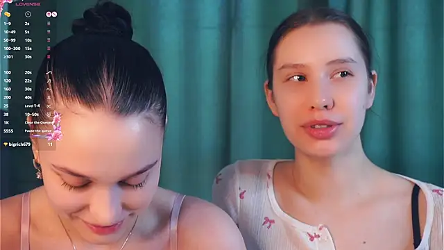 ZofiaSoshnik online show from 1, 4, 2026