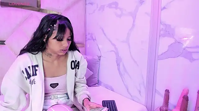 Snapshot of KendallArdent chatting on 27, 2, 2026 KendallArdent online show from 27, 2, 2026