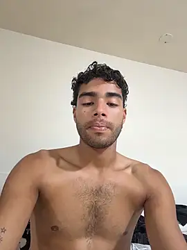 Snapshot of its_alejandro27 chatting on 19, 4, 2026 its alejandro27 online show from 19, 4, 2026