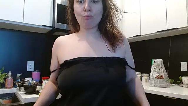 Snapshot of HazelSkyesChat chatting on 27, 2, 2026 HazelSkyesChat online show from 27, 2, 2026