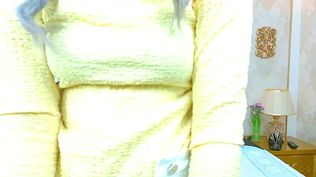 Snapshot of AlanaHouston chatting on 12, 2, 2026 AlanaHouston online show from 12, 2, 2026