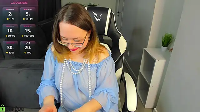 Dixon Ross online show from 7, 4, 2026