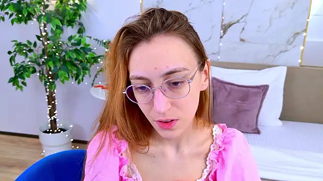 LeyaAtwood online show from 14, 2, 2026