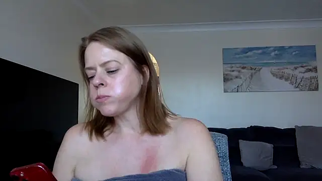 Snapshot of ElizabethArden42- chatting on 29, 4, 2026 ElizabethArden42- online show from 29, 4, 2026