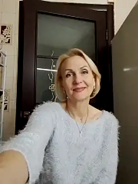 Snapshot of MichelleSolis chatting on 14, 2, 2026 MichelleSolis online show from 14, 2, 2026