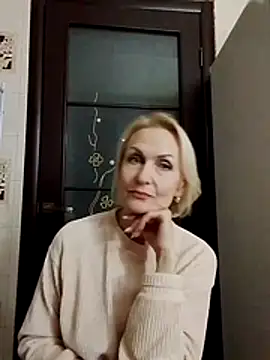 Snapshot of MichelleSolis chatting on 2, 3, 2026 MichelleSolis online show from 2, 3, 2026