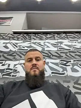 Snapshot of SportsManBi chatting on 9, 2, 2026 SportsManBi online show from 9, 2, 2026