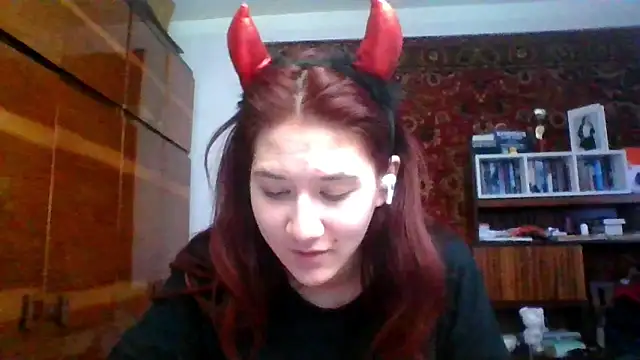 Snapshot of NickiKisinger chatting on 26, 2, 2026 NickiKisinger online show from 26, 2, 2026