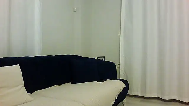 Snapshot of Heeleenn918 chatting on 12, 7, 2026 Heeleenn918 online show from 12, 7, 2026