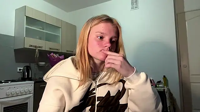 Tiffany Muse online show from 19, 4, 2026