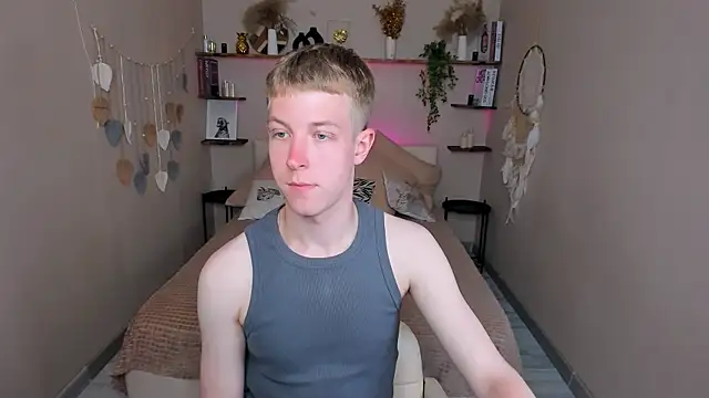 Snapshot of Dylan_Norton chatting on 5, 7, 2026 Dylan Norton online show from 5, 7, 2026