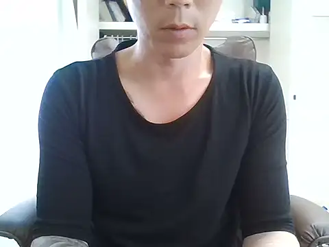 Snapshot of K0U-123 chatting on 16, 6, 2026 K0U-123 online show from 16, 6, 2026