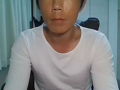 Snapshot of K0U-123 chatting on 31, 7, 2026 K0U-123 online show from 31, 7, 2026
