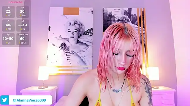 Snapshot of AlannaViera chatting on 25, 6, 2026 AlannaViera online show from 25, 6, 2026