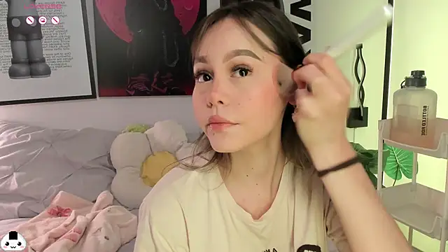 Hey lucy   online show from 13, 4, 2026