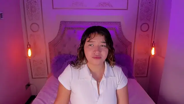 Snapshot of Honny_Blaice_ chatting on 22, 4, 2026 Honny Blaice online show from 22, 4, 2026
