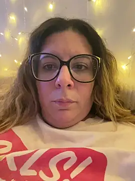 Snapshot of JasmineGlow7 chatting on 3, 6, 2026 JasmineGlow7 online show from 3, 6, 2026