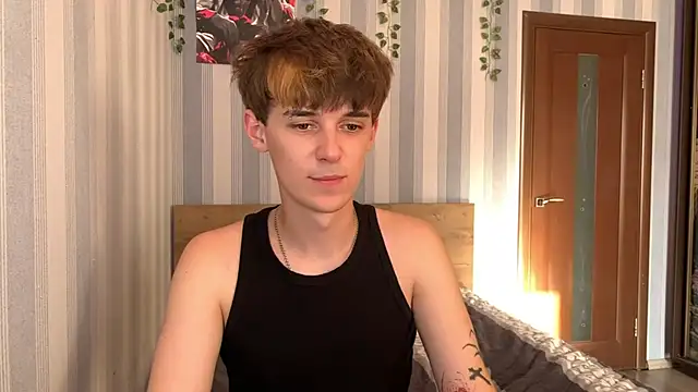 Snapshot of Sweet_Dude chatting on 5, 8, 2026 Sweet Dude online show from 5, 8, 2026
