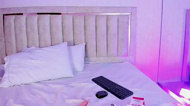 Snapshot of SeleneSantana chatting on 27, 2, 2026 SeleneSantana online show from 27, 2, 2026