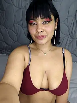 zoe love18 online show from 10, 4, 2026