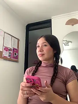 Snapshot of DULCE_MARIA_EF chatting on 27, 2, 2026 DULCE MARIA EF online show from 27, 2, 2026