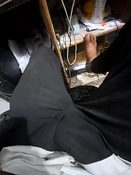 hot---boy1 online show from 23, 2, 2026