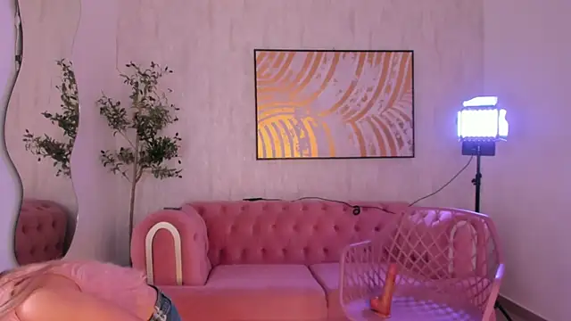 Polly blossom online show from 9, 3, 2026