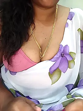 Snapshot of Chinnima143 chatting on 9, 2, 2026 Chinnima143 online show from 9, 2, 2026