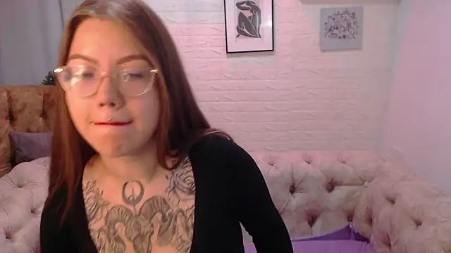 Snapshot of Lissiblom chatting on 28, 2, 2026 Lissiblom online show from 28, 2, 2026