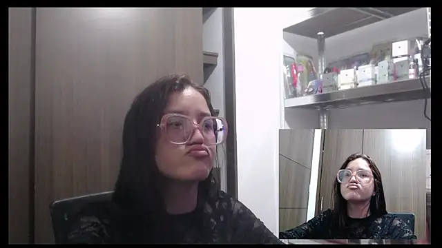 Snapshot of sheryl_25 chatting on 22, 2, 2026 sheryl 25 online show from 22, 2, 2026