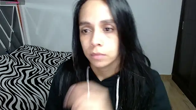 Snapshot of paula_lopez__ chatting on 5, 5, 2026 paula lopez online show from 5, 5, 2026