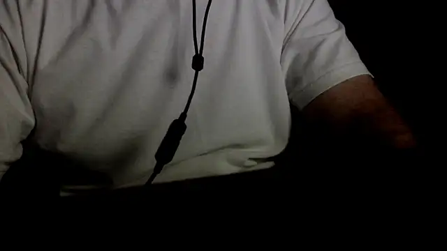 Snapshot of cumintodadark chatting on 20, 5, 2026 cumintodadark online show from 20, 5, 2026