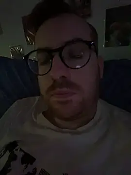Snapshot of io1Elian chatting on 13, 5, 2026 io1Elian online show from 13, 5, 2026
