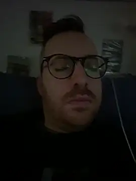 Snapshot of io1Elian chatting on 25, 5, 2026 io1Elian online show from 25, 5, 2026