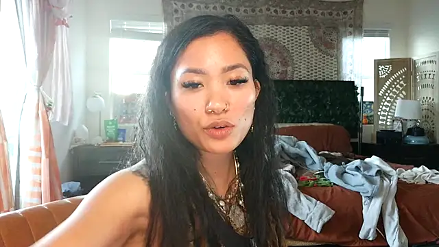 Snapshot of 222goddess444you chatting on 9, 2, 2026 222goddess444you online show from 9, 2, 2026