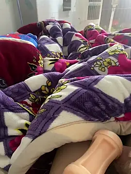 Snapshot of tuncube chatting on 5, 2, 2026 tuncube online show from 5, 2, 2026