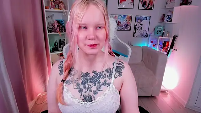 AnnieVibe online show from 9, 4, 2026