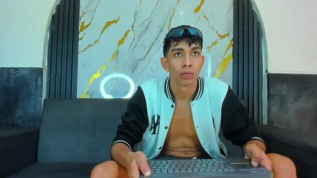 biig boy online show from 11, 2, 2026