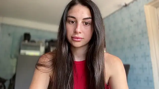 Snapshot of LiluMartiznir chatting on 15, 7, 2026 LiluMartiznir online show from 15, 7, 2026