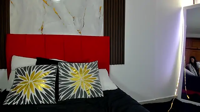 Atenis thompson online show from 3, 3, 2026