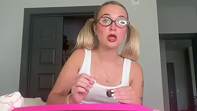Snapshot of kelseyblu chatting on 14, 5, 2026 kelseyblu online show from 14, 5, 2026