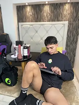 Samu Hott online show from 23, 2, 2026