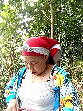 Snapshot of lena-cute chatting on 3, 2, 2026 lena-cute online show from 3, 2, 2026