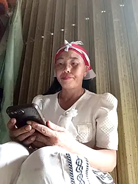 Snapshot of lena-cute chatting on 30, 4, 2026 lena-cute online show from 30, 4, 2026