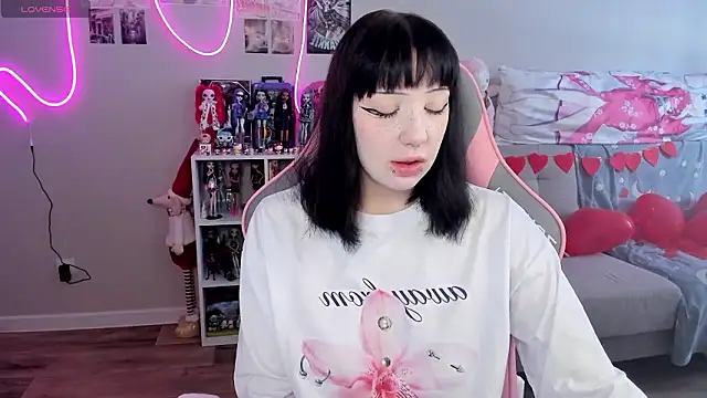 MollysLand online show from 16, 2, 2026