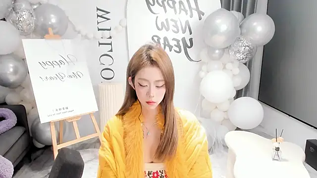 Snapshot of hotgirl0111 chatting on 14, 2, 2026 hotgirl0111 online show from 14, 2, 2026