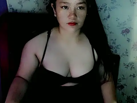 UrLovelyWetPussy online show from 14, 4, 2026